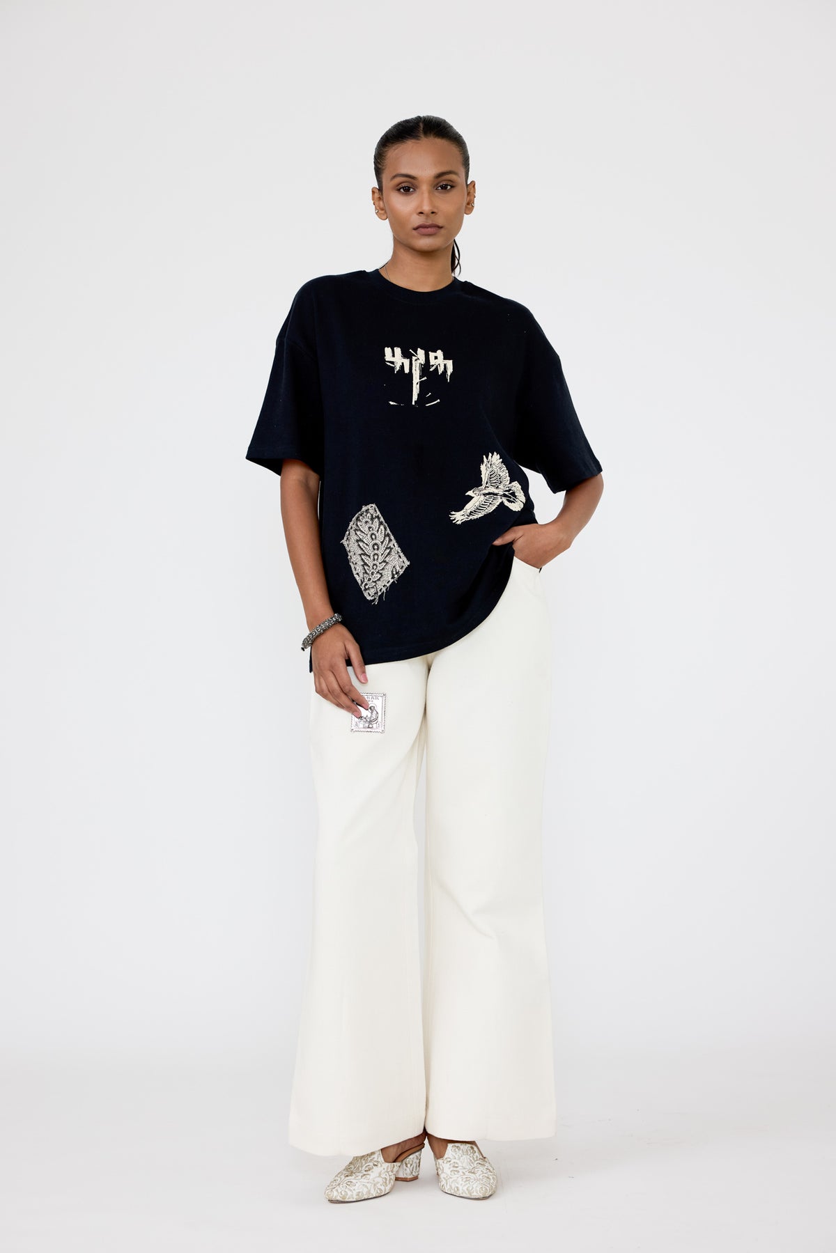 Intezaar' T-shirt