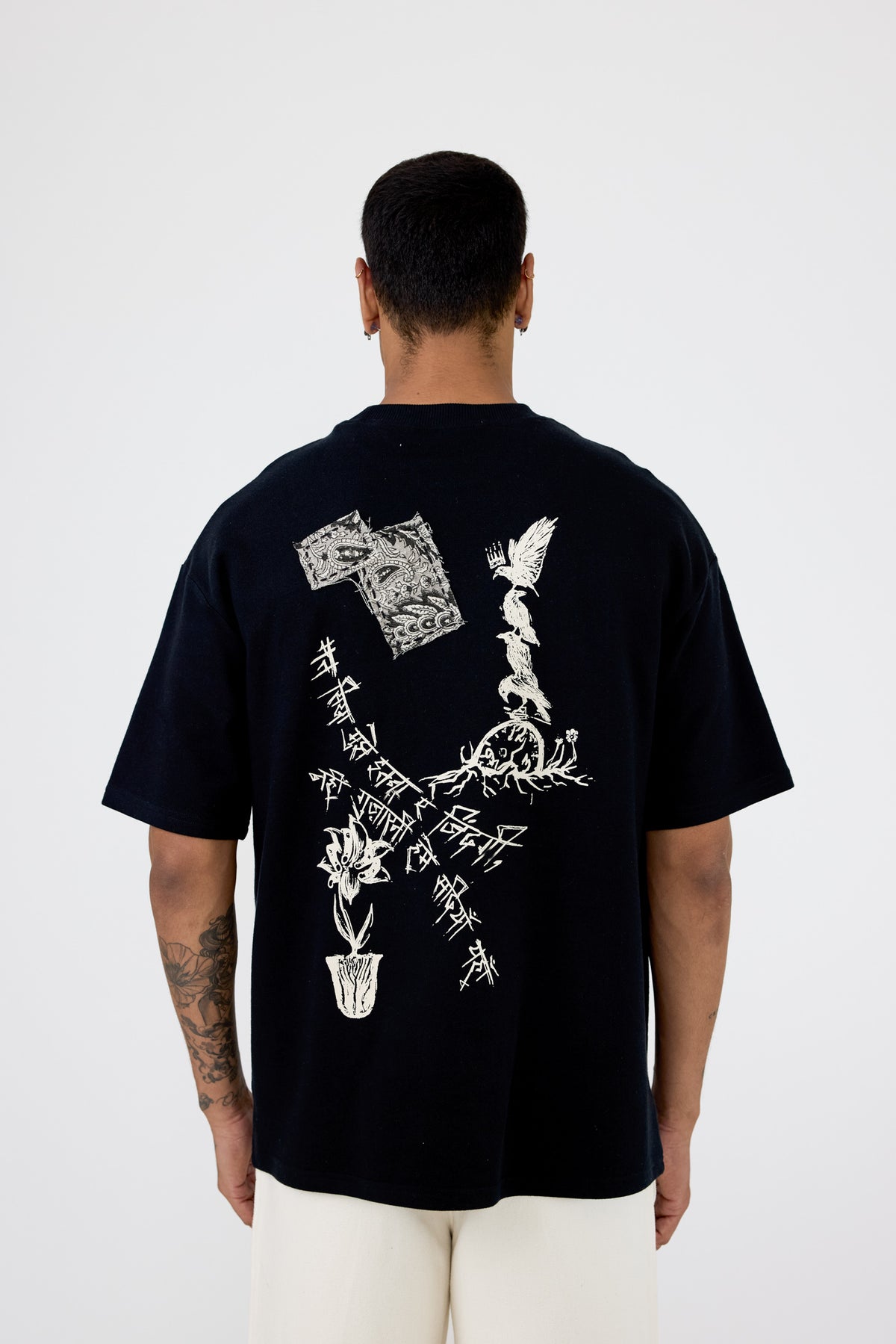 Intezaar' T-shirt