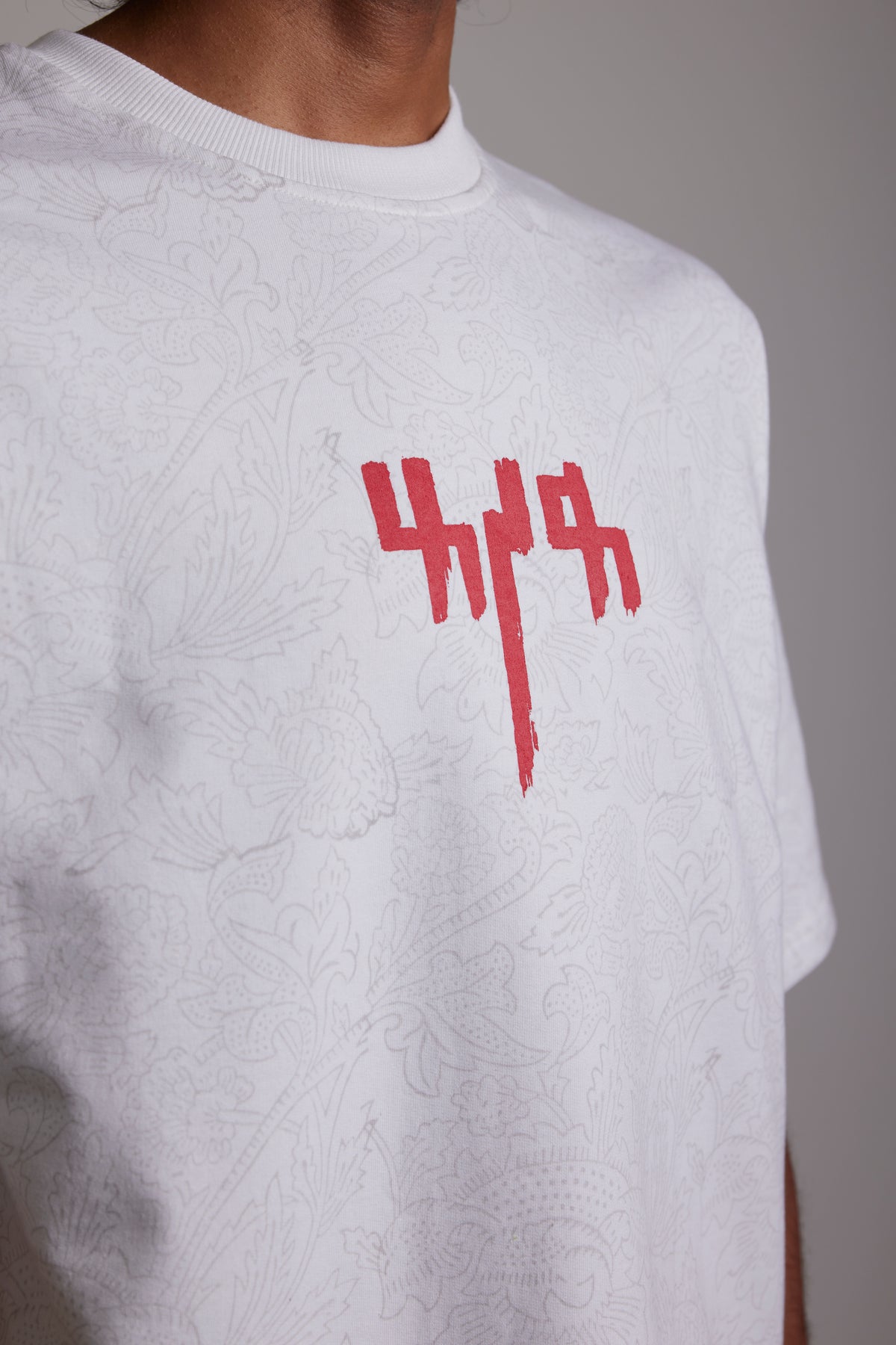 Raat Akeli Hai - Tshirt (White)