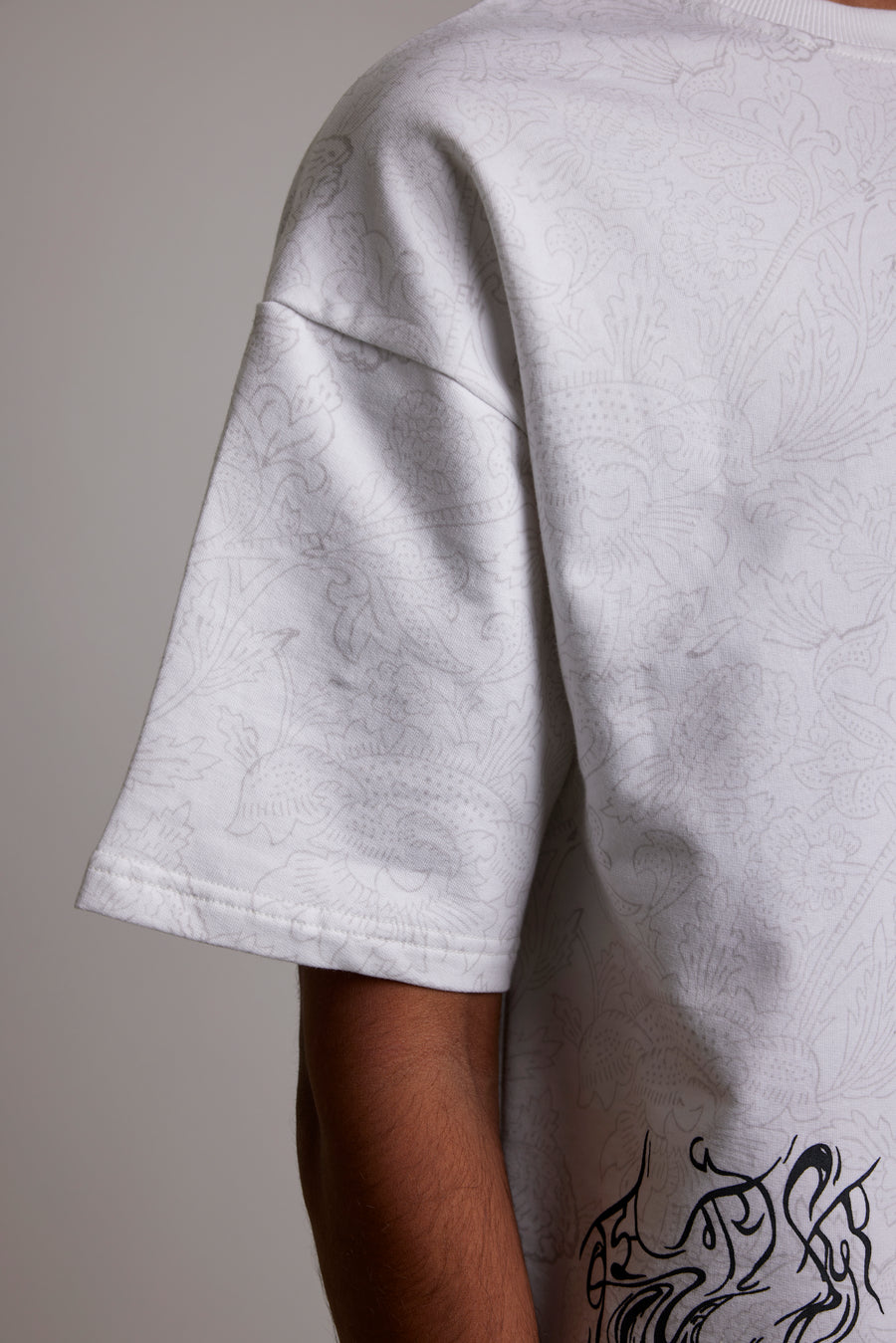 Raat Akeli Hai - Tshirt (White)