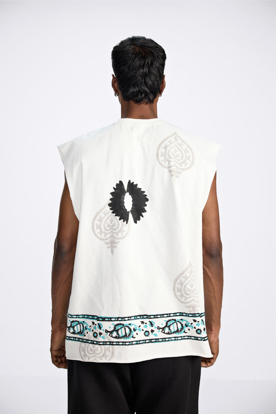 Sleeveless Block-printed T-shirt