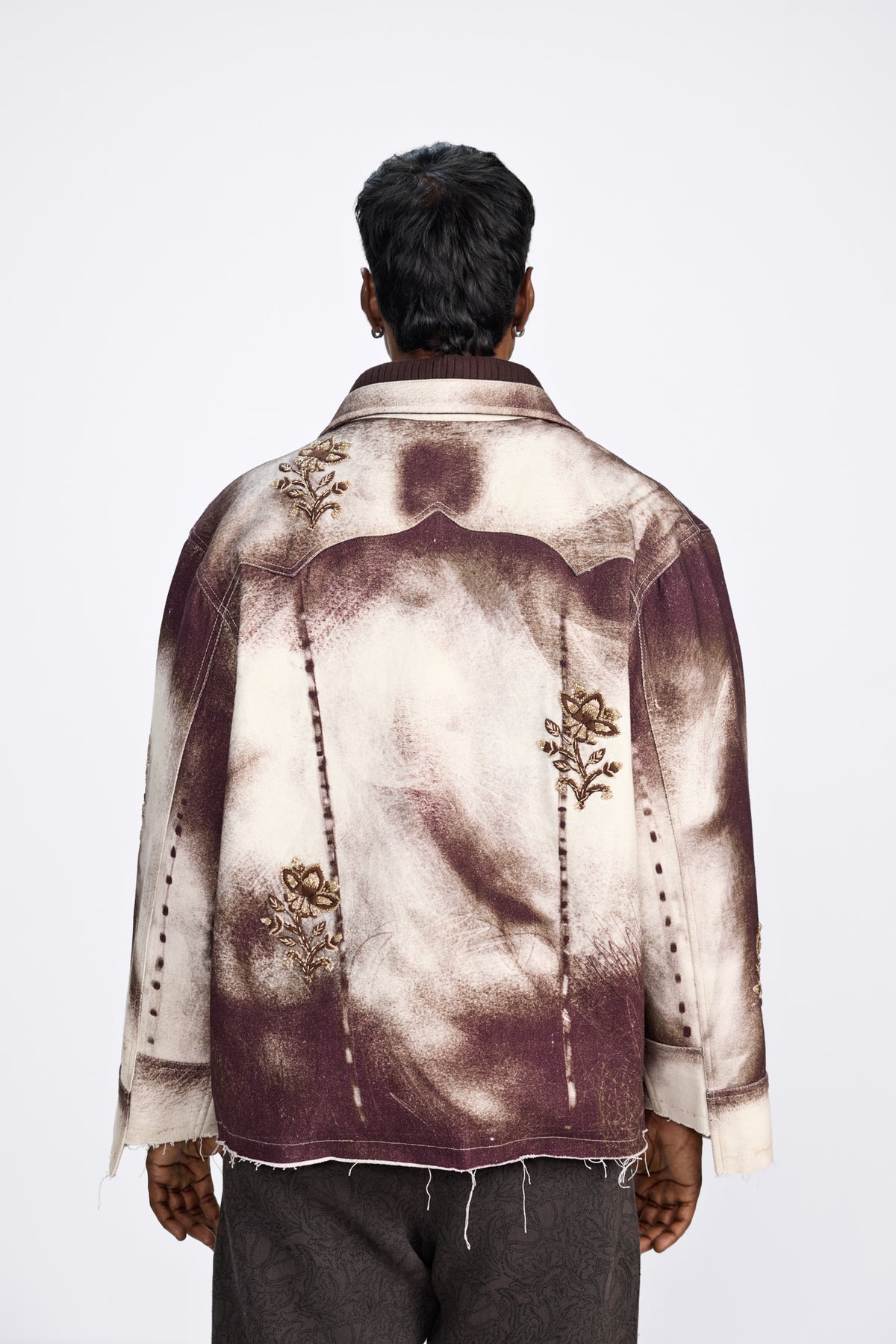 Dastaan' Handmade Embroidered Jacket